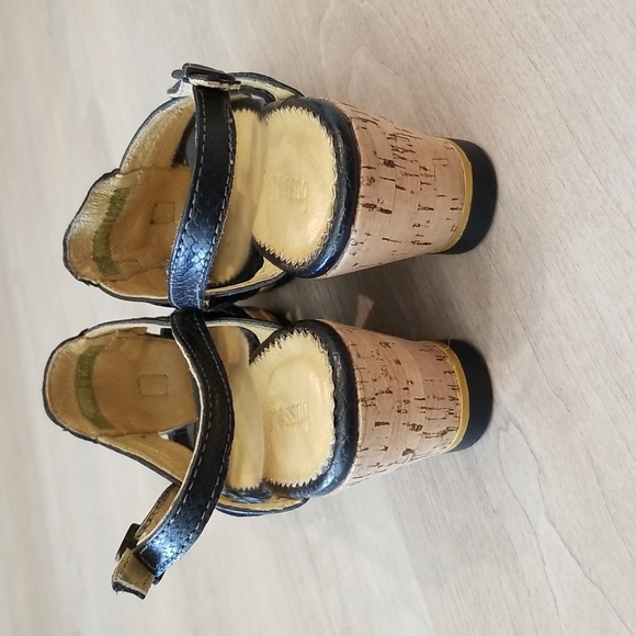 EUC Bussola Marseille T Wedge Snake Coal - Picture 6 of 12